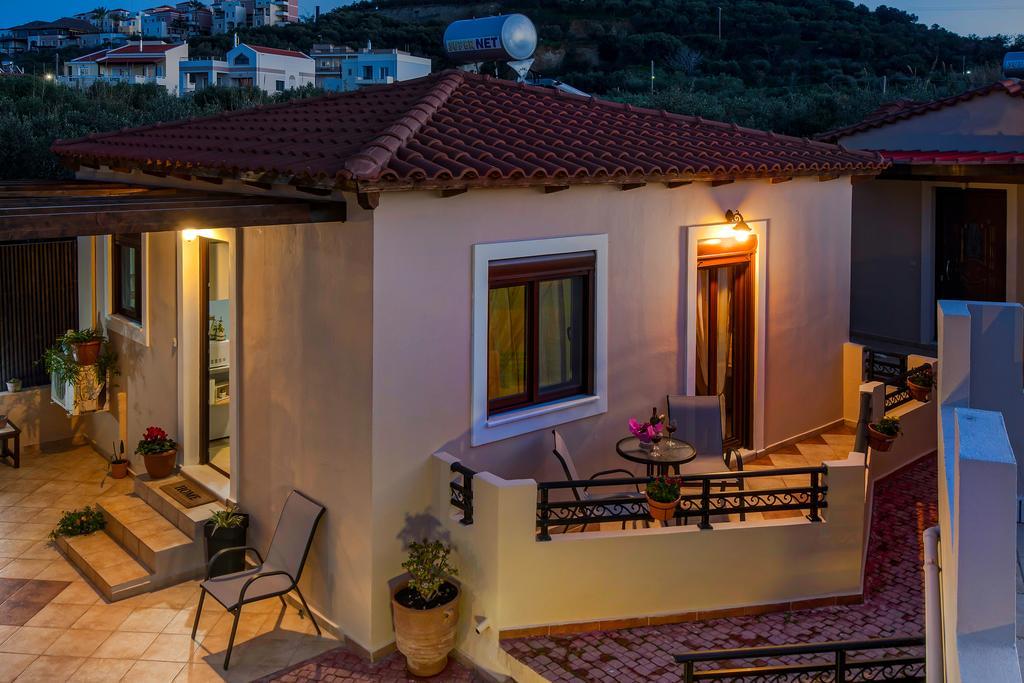 Kyriaki'S Cozy Apartments Agia Marina Exterior foto